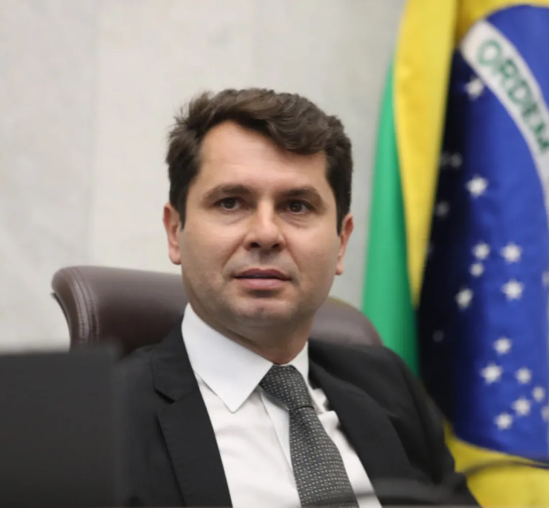 Curi na presidência da Alep intensifica expectativa sobre ações de democratização