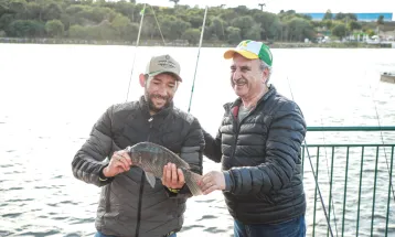 Pesca no Lago 2025 garante lazer com toque de solidariedade aos cascavelenses