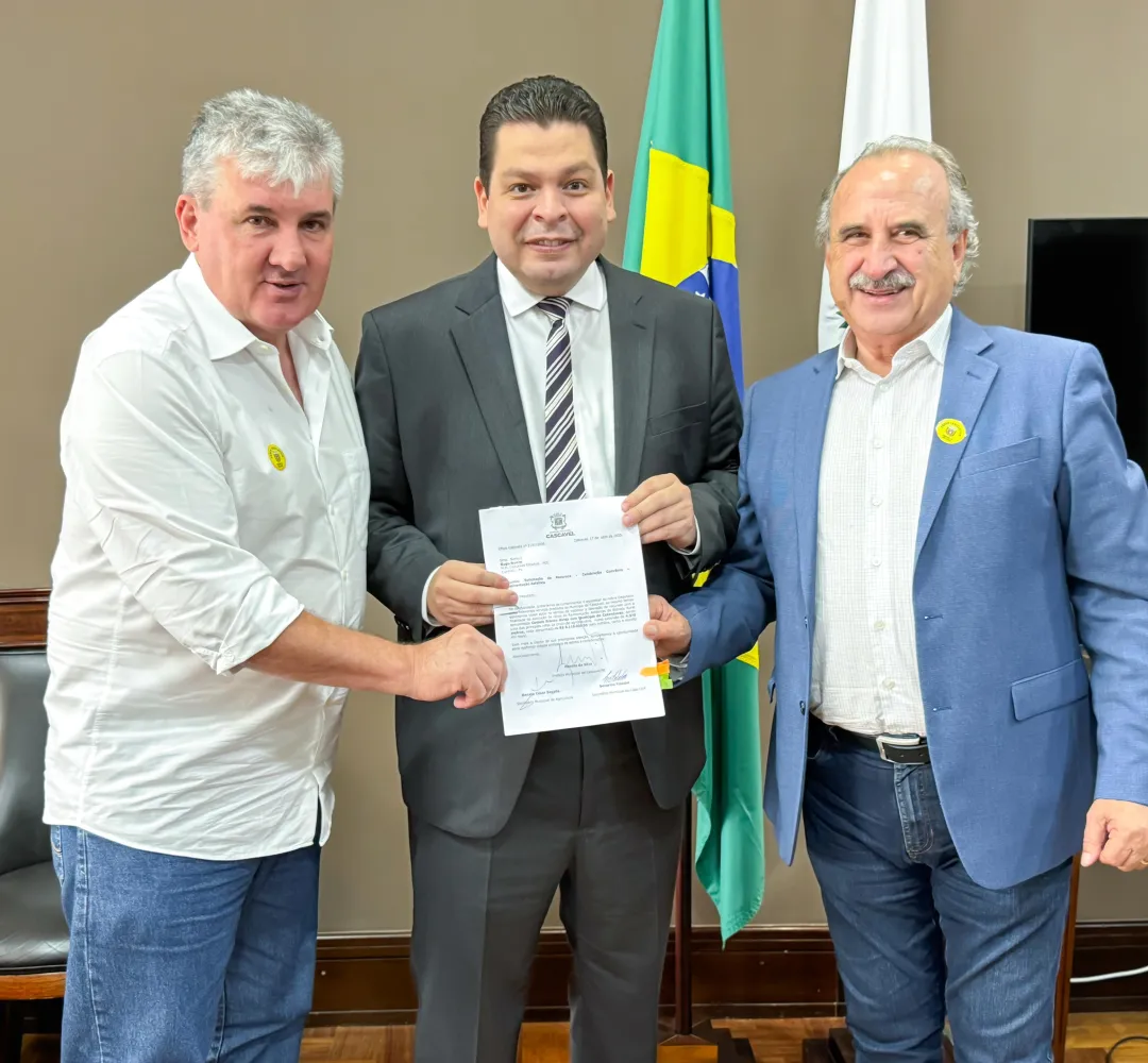 Gugu, Renato e Folador