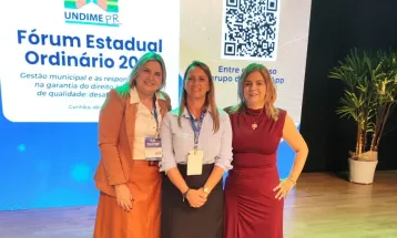 Secretária de Educação representa Corbélia em Fórum Estadual da Undime-PR