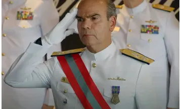 Chefe da Marinha pede dispensa como testemunha de ação do golpe