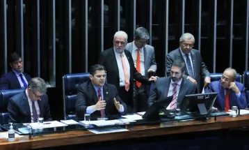Senado aprova PEC que inclui guarda municipal na segurança pública