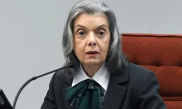 Cármen Lúcia pede vista e paralisa julgamento da revisão da vida toda