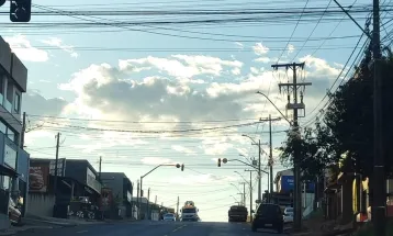 Corpus Christi em Cascavel tem manhã de tempo firme, mas previsão aponta chuva no fim do dia