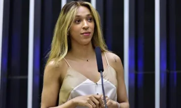 Pastor é indiciado por crime de homotransfobia contra Erika Hilton