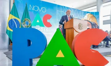 Lula anuncia R$ 9,7 bilhões para o transporte público