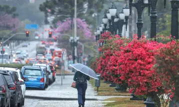 Outubro terá temperaturas e chuvas dentro da média histórica, prevê Simepar