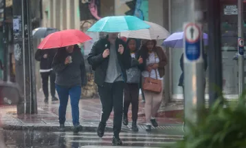 Chuva deve atingir todas as regiões no fim de semana, prevê Inmet