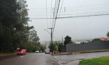 Segunda-feira deve ter tempo instável com pancadas de chuva em Cascavel