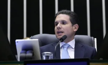 Hugo Motta tratou com Vorcaro de “sociedade” em terreno de R$ 45 milhões