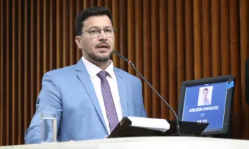 Líder da Oposição recorre ao TCE-PR contra programa Olho Vivo e solicita suspensão cautelar