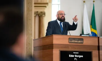 Em sessão tumultuada, vereador Éder Borges reage a acusações de nepotismo em meio a ação do Ministério Público