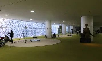 Sindicatos repudiam violência contra jornalista na Câmara