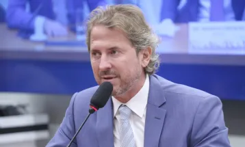TRE-PR multa candidata por vídeo que associava Zeca Dirceu a escândalos de corrupção