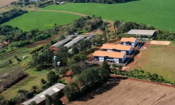 Após R$ 1,2 milhão em obras e reparos, pais denunciam alojamentos precários no Colégio Agrícola de Toledo