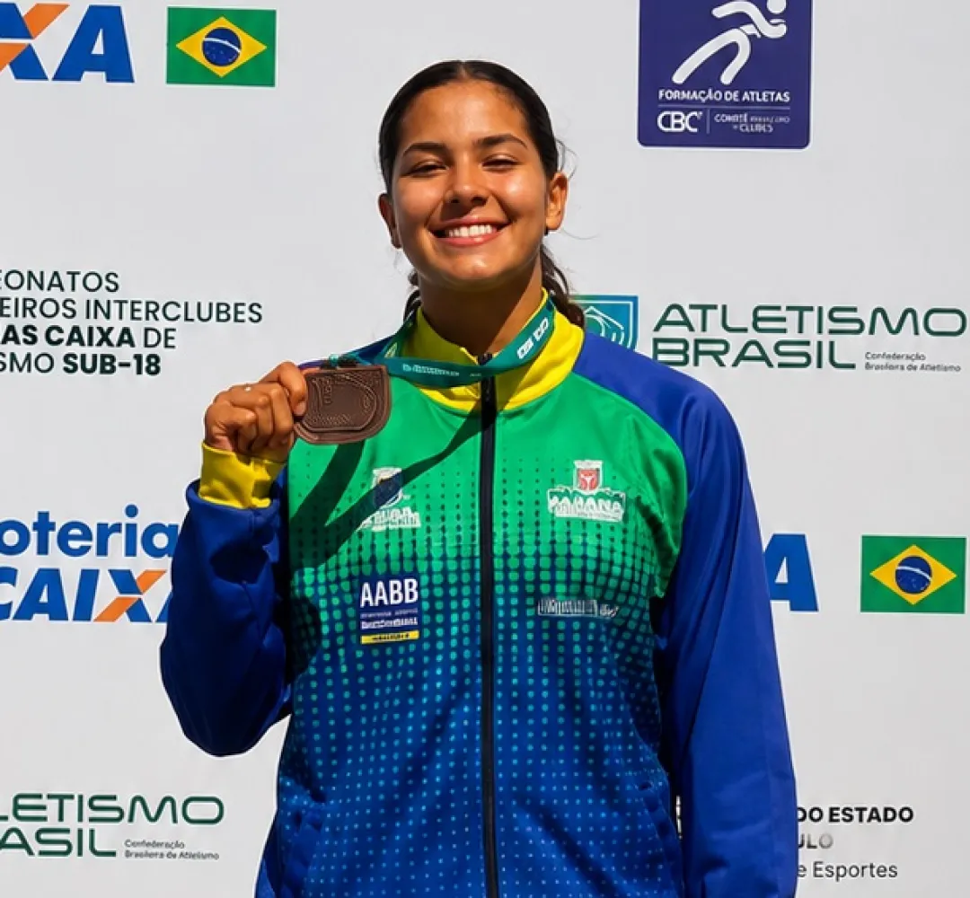 Larissa é Seleção de atletismo