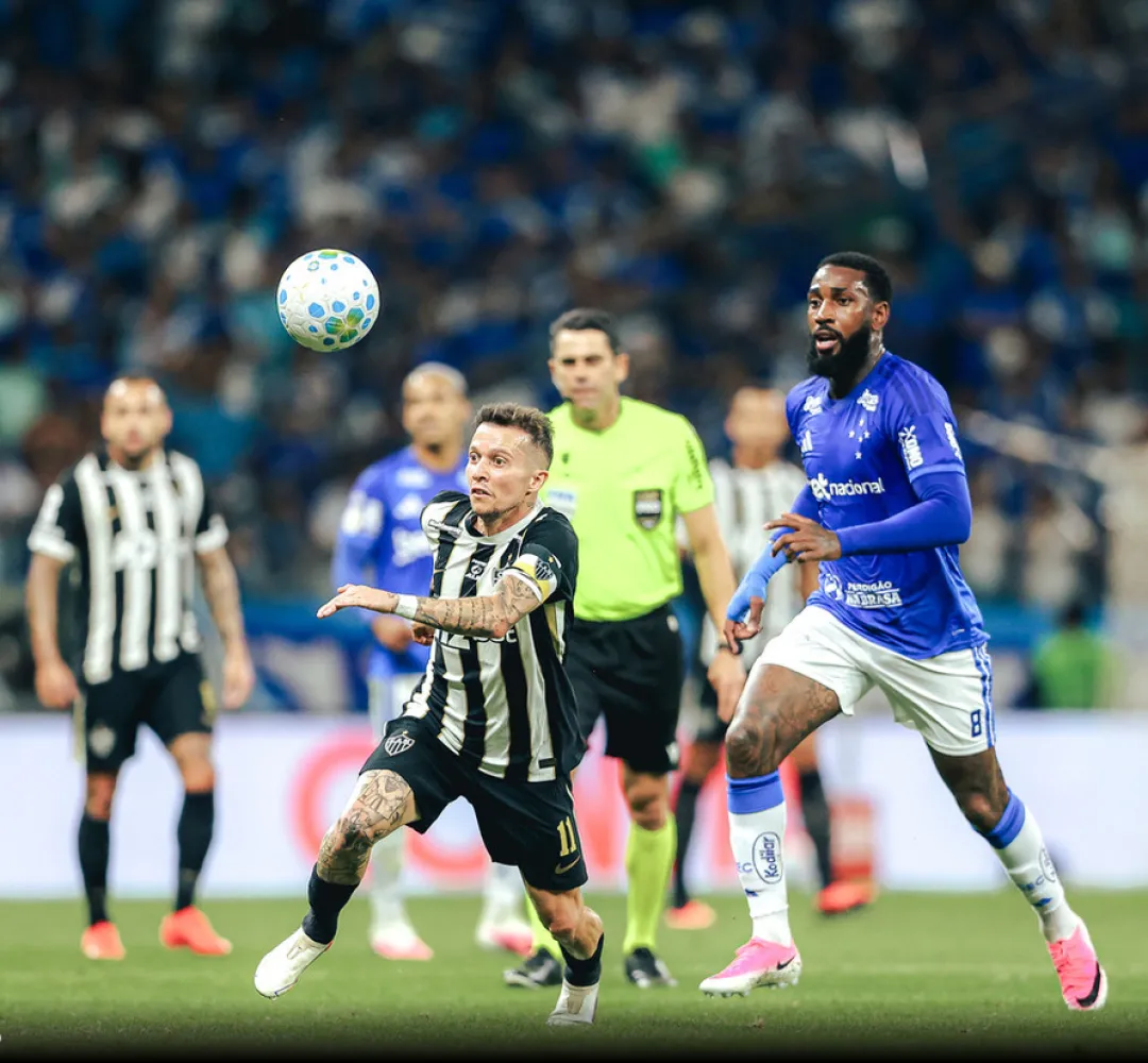 Galo e Cabuloso jogam nesta terça
