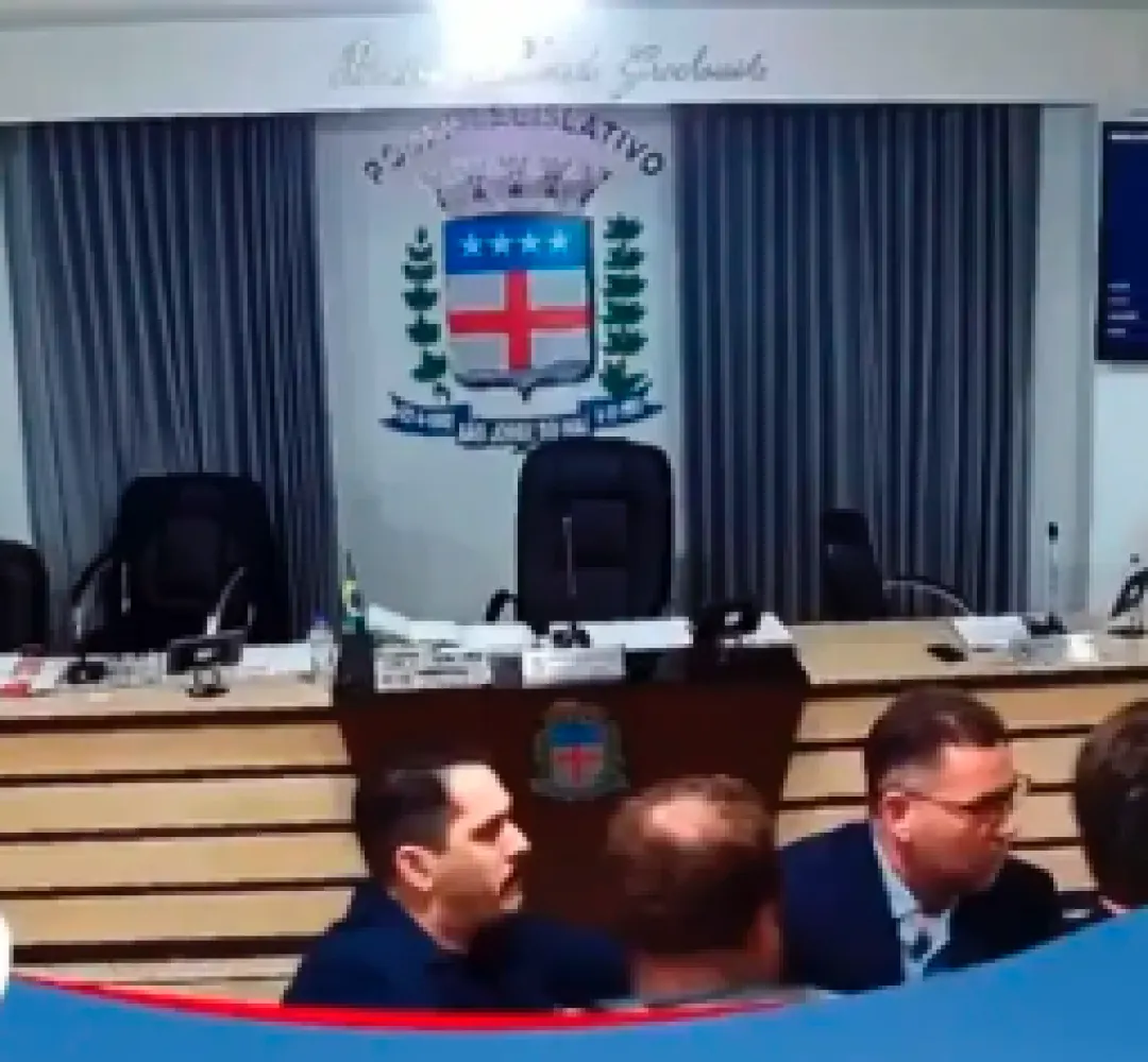 Discussão sessão câmara São Jorge do Ivaí