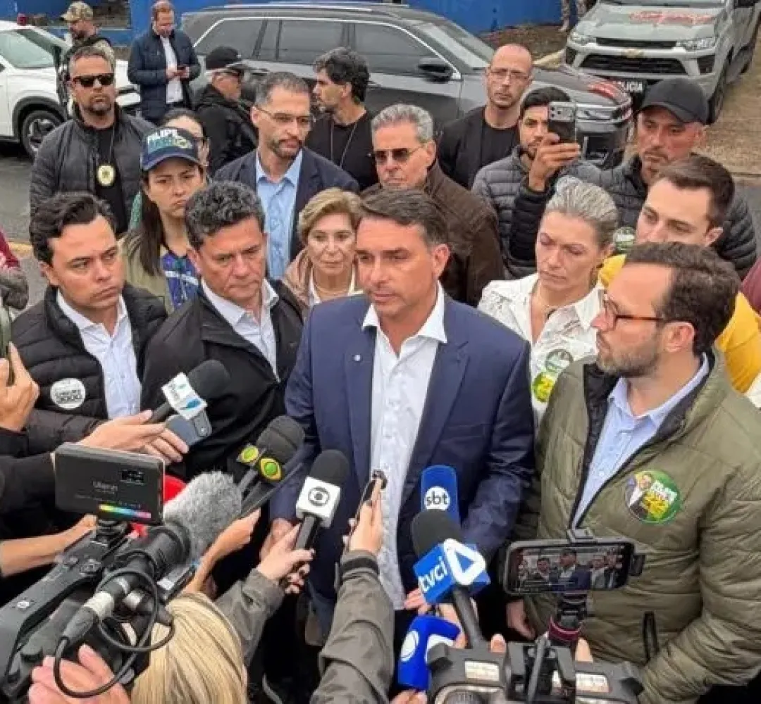 FLAVIO BOLSONARO