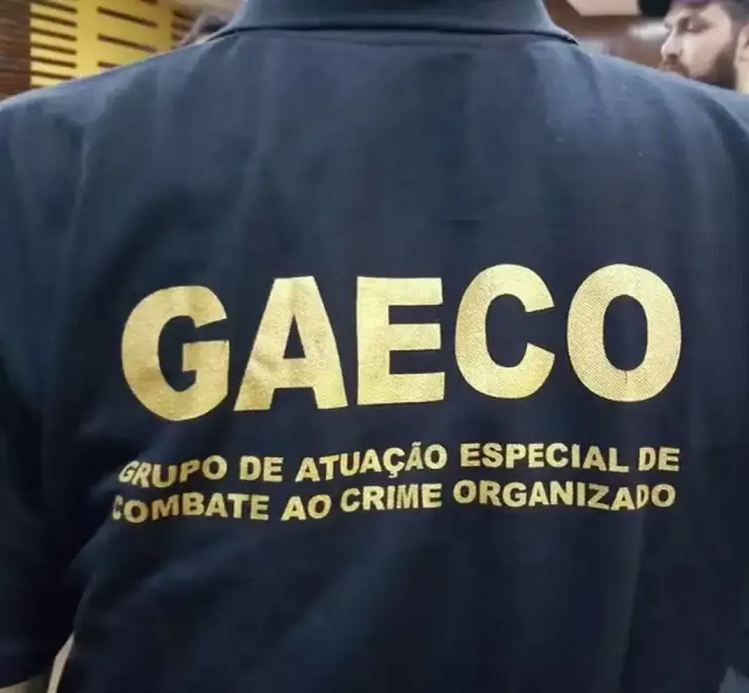 TRE-RJ  indefere candidaturas  criminosas