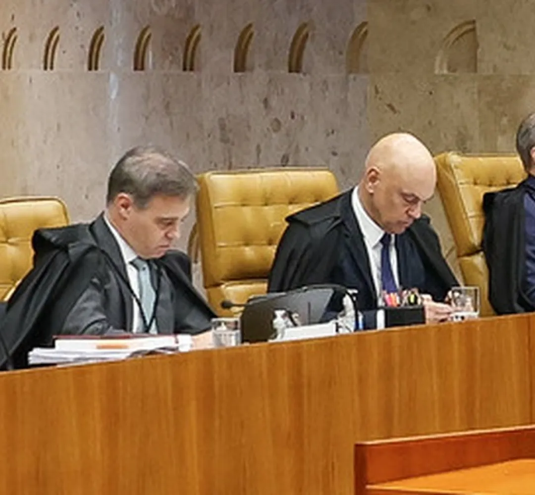 Sessão extraordinária no STF