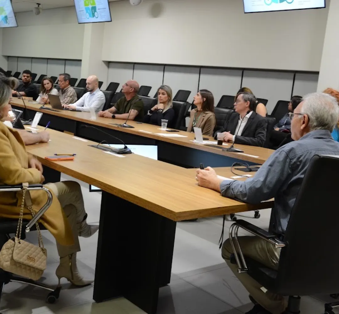 Observatório discute saúde de Foz