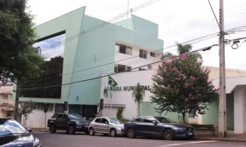 Prefeitura alerta entidades sobre possível fim de emendas e provoca reação na Câmara de Pato Branco