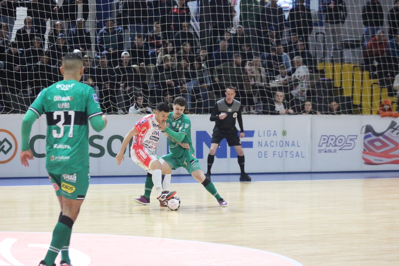 Cascavel Futsal tenta acabar com a freguesia diante do Marreco em mata-matas