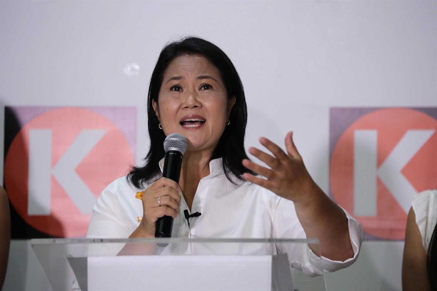 Protesto contra Keiko Fujimori termina em confronto com polícia no Peru