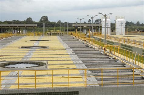 Sanepar pública não significa Sanepar 100% estatal: o que os oito candidatos propõem para a companhia
