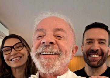 Lula fala com apoiadores por áudio e anuncia pronunciamento à nação na próxima semana