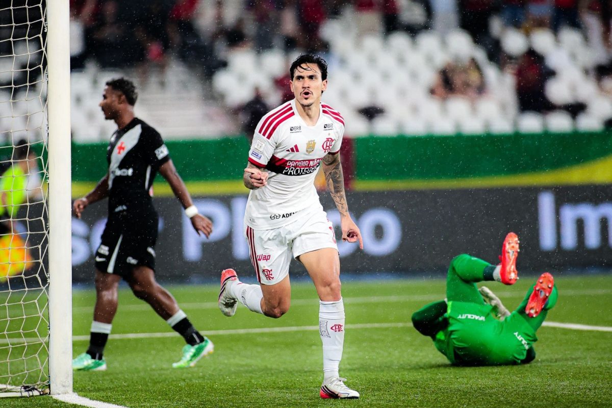 Flamengo faz 4 a 1 no Vasco