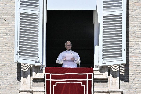 Papa Leão XIV é internado em Roma para cirurgia de retirada de nódulo no pulmão