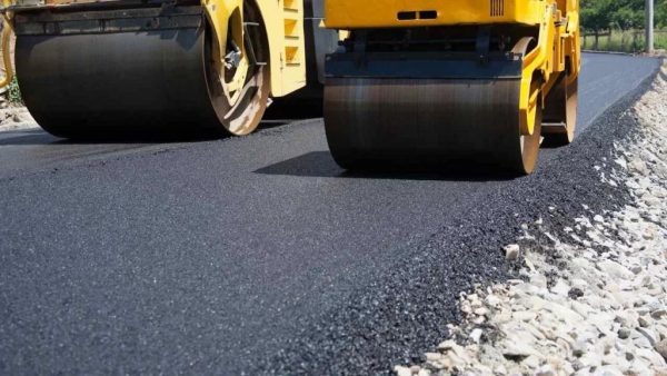 Vereadores cobram melhorias na pavimentação e denunciam entrega de asfalto com materiais impróprios em Toledo