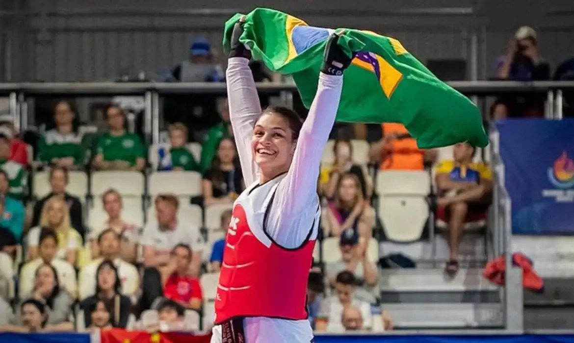 Maria Clara Pacheco é campeã da 3ª etapa do Grand Prix