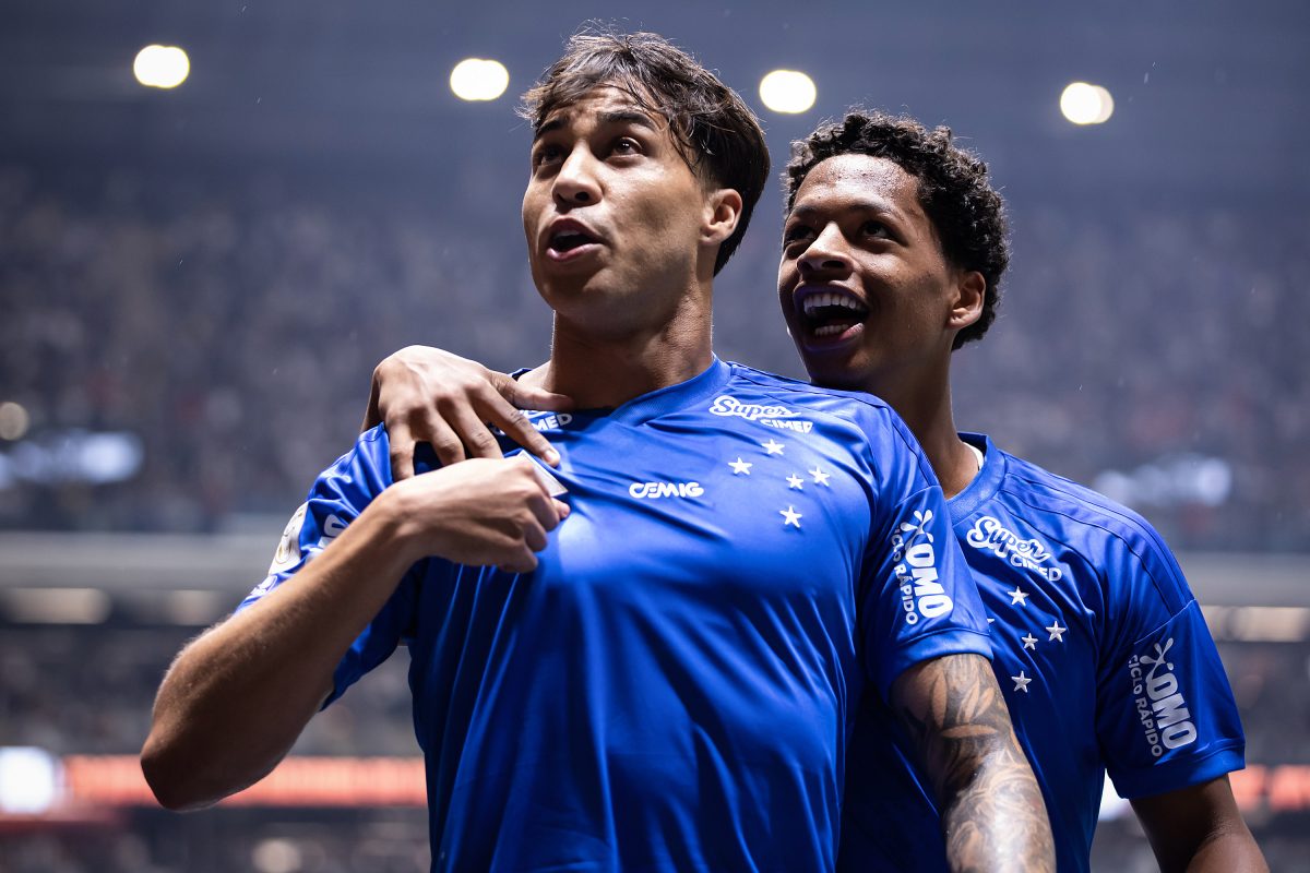 Cruzeiro vence Atlético-MG por 1 a 0