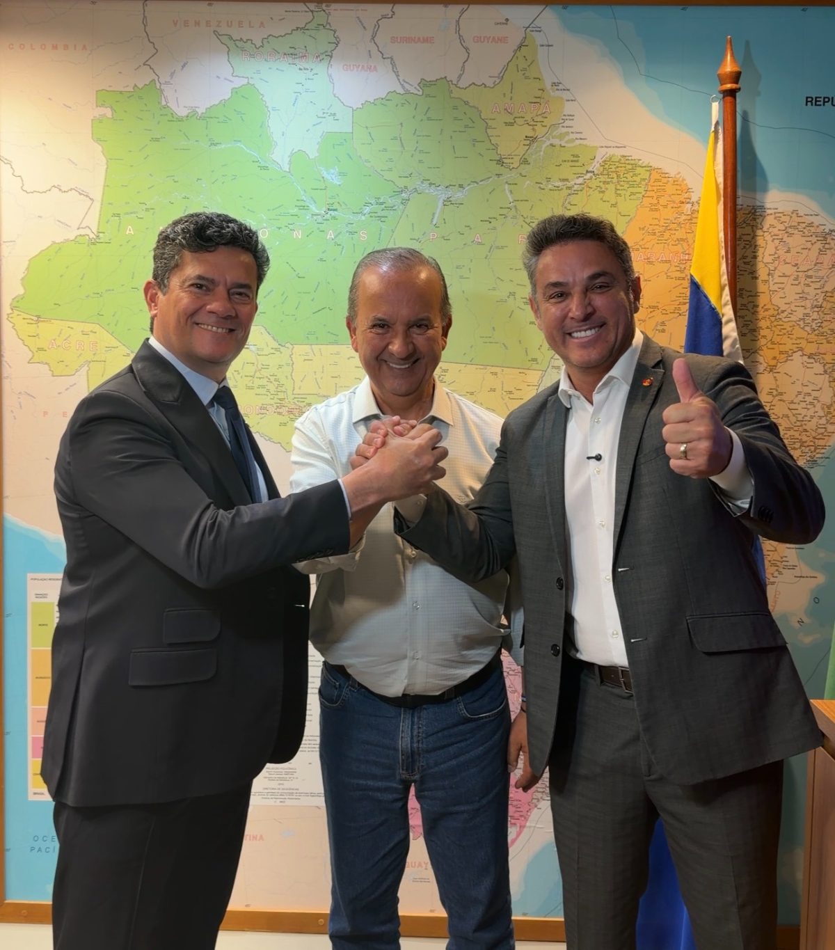 Sergio Moro, Zucco e Jorginho Mello apoiam Flávio no 2º turno