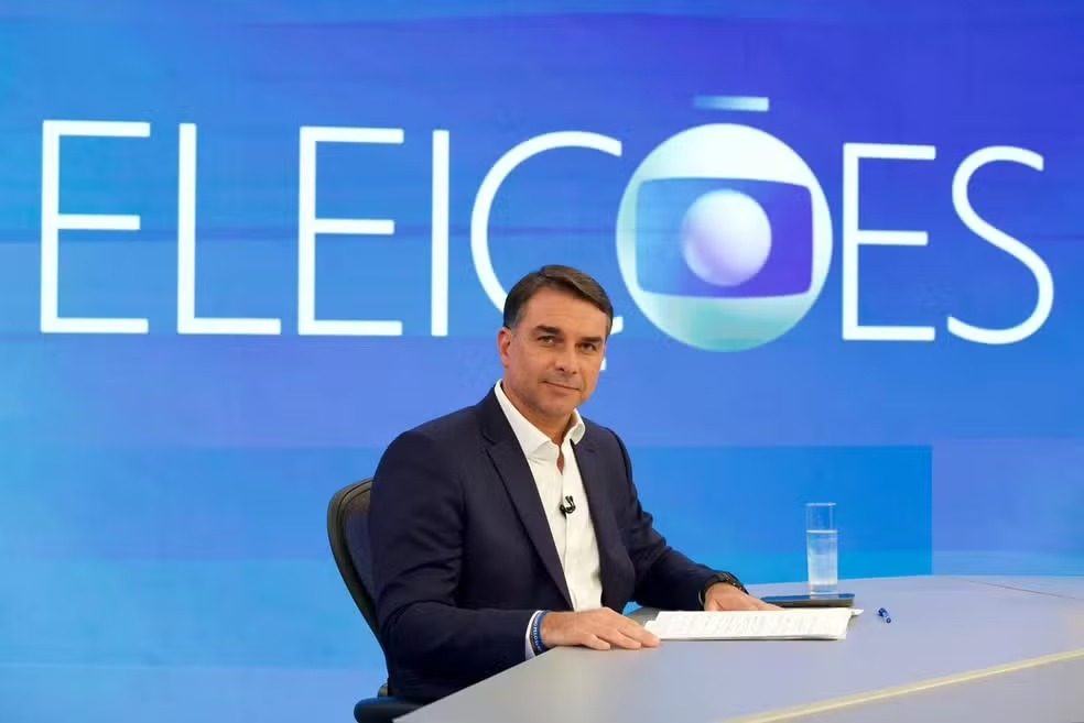 Flávio Bolsonaro diz que não vai reverter fim da escala 6x1