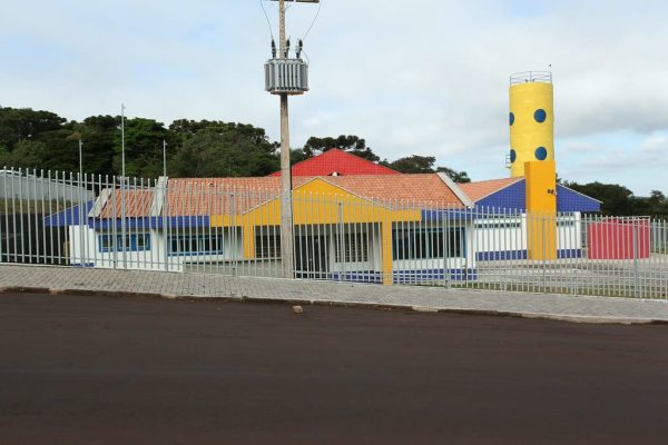 Mulher é indiciada após criança de 3 anos ser empurrada contra prato em CMEI de Cascavel