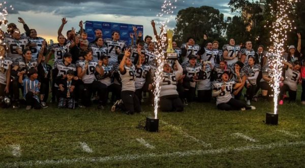 Equipes de Curitiba conquistam títulos nacionais e estaduais no futebol americano e beisebol