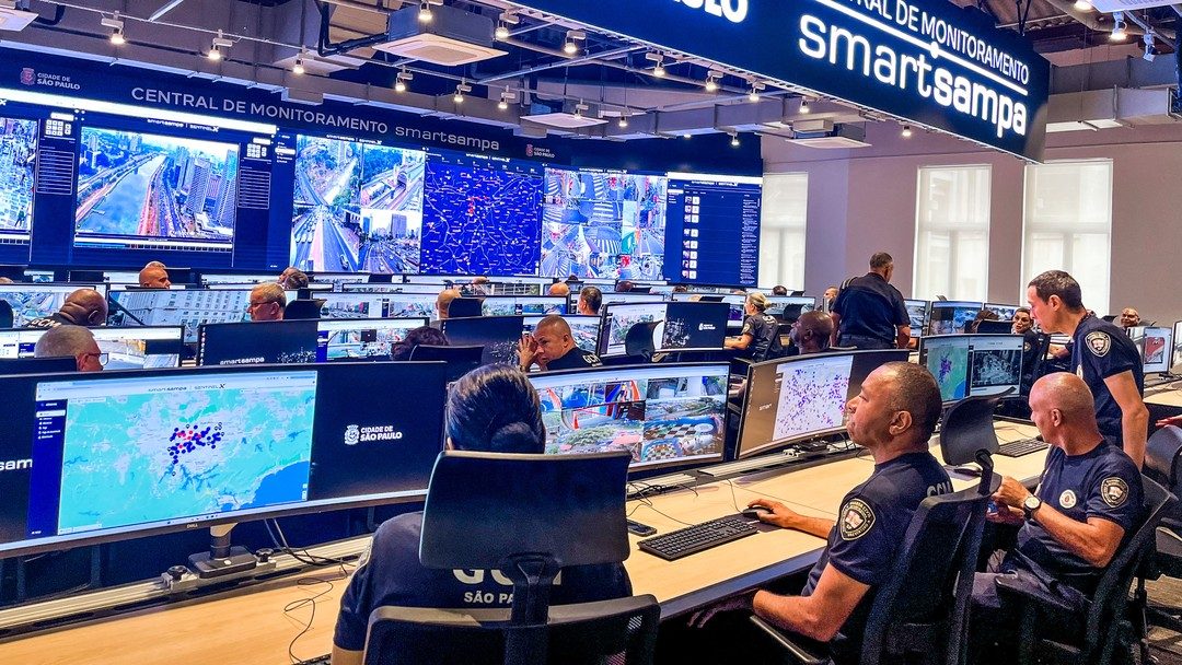 Vazamento expõe dados de 58 mil câmeras do Smart Sampa; prefeitura afasta servidor