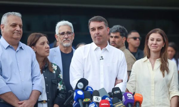 STF nega busca da PF em endereços de Flávio Bolsonaro