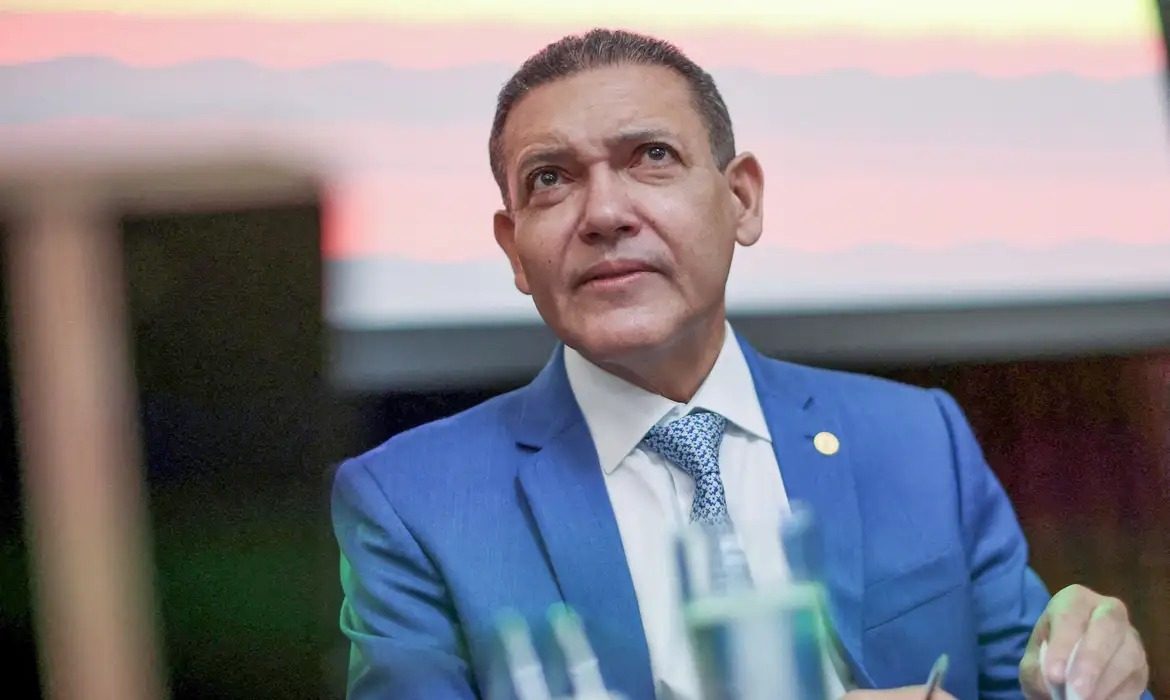 TSE diz que não há indícios de interferência externa nas eleições