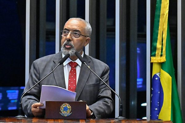 Senado começa a discutir fim da escala 6x1 nesta terça; entenda como mobilização iniciada nas redes chegou ao Plenário