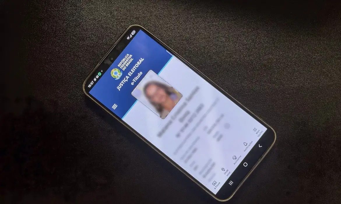 Veja como votar usando o e-Título