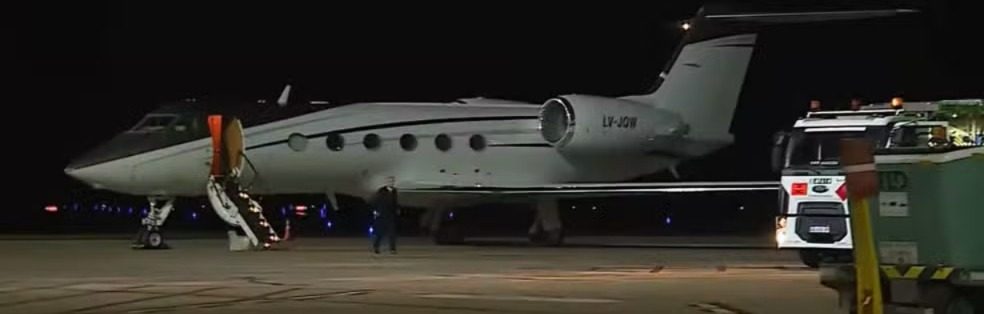Avião supostamente utilizado por Flávio Bolsonaro