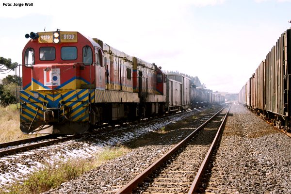 Ferroeste e logística: o que os oito candidatos prometem e o que não depende só do governador