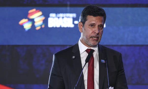 MEC irá pedir investigação de ameaças a universidades em redes sociais