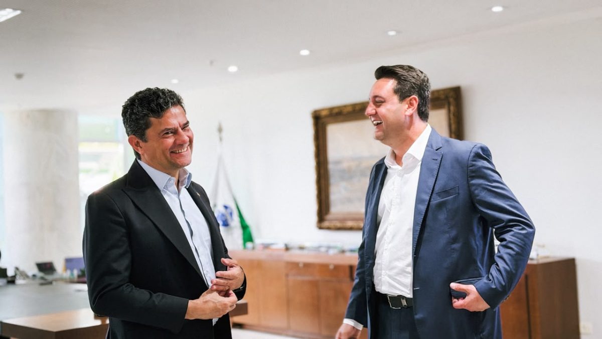 Moro e Ratinho Junior ficam frente a frente após eleição