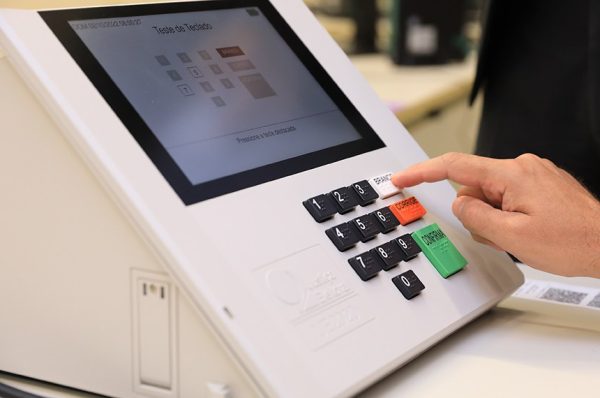 PF investiga mais de 2,4 mil casos de crimes eleitorais às vésperas do segundo turno